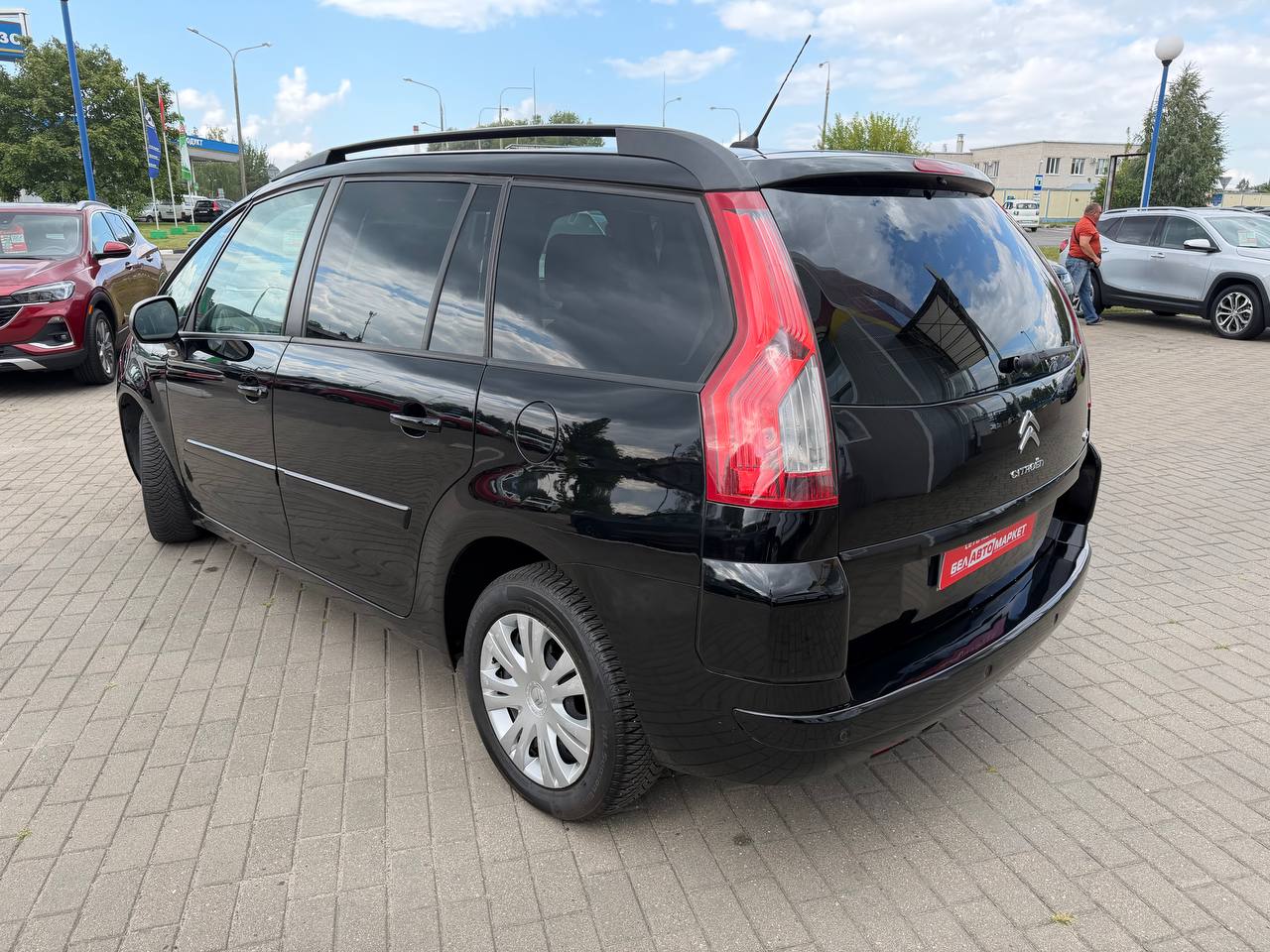 Фото автомобиля 6