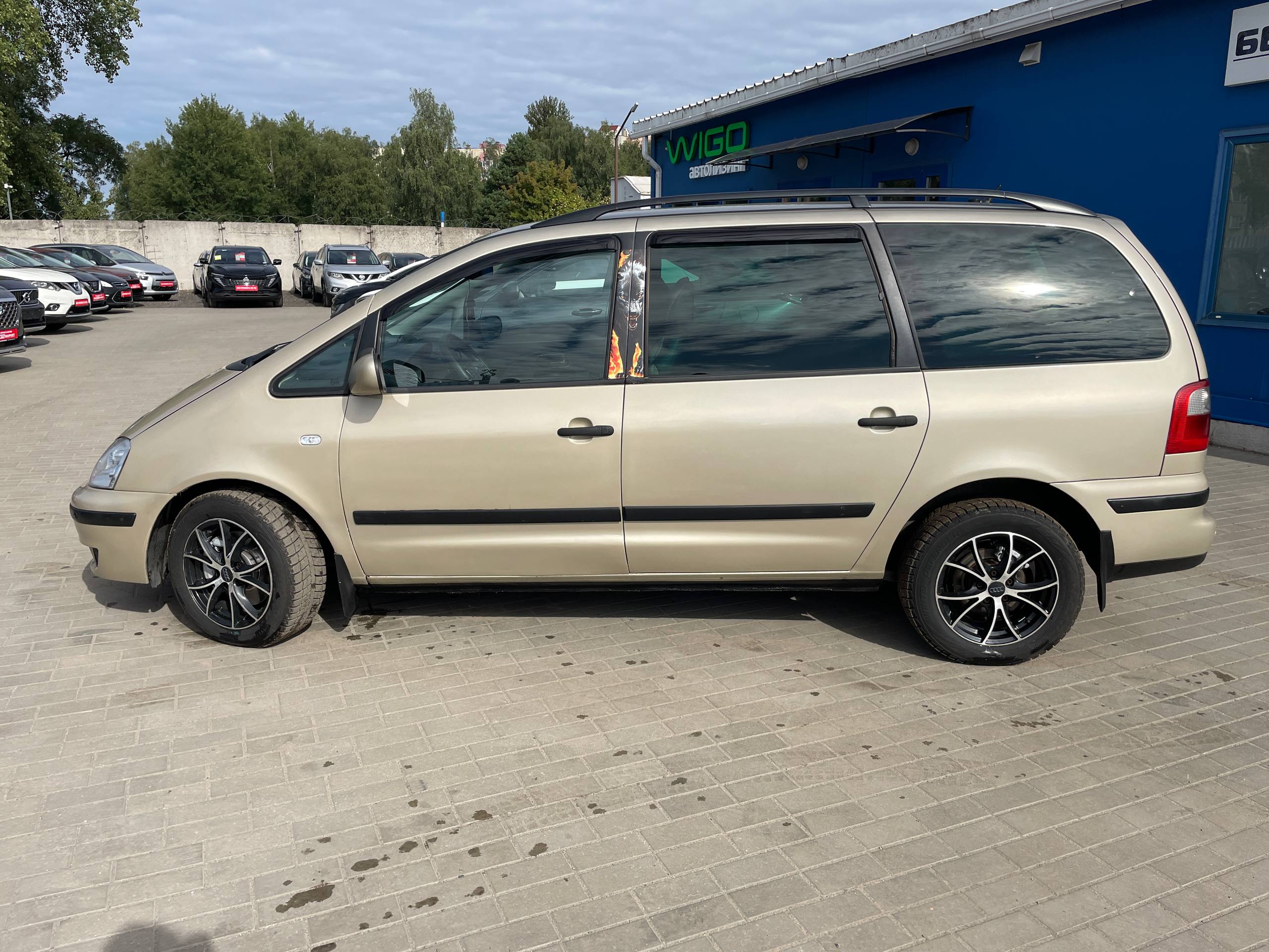 Фото автомобиля 9