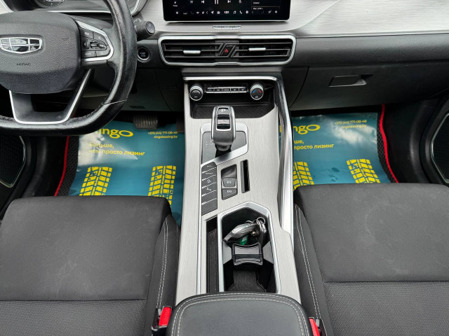 Фото автомобиля 12