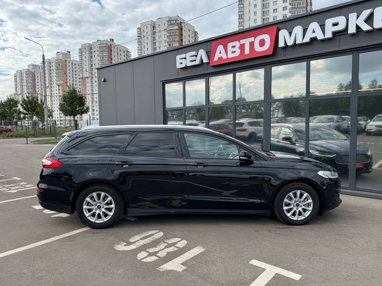 Фото автомобиля 3