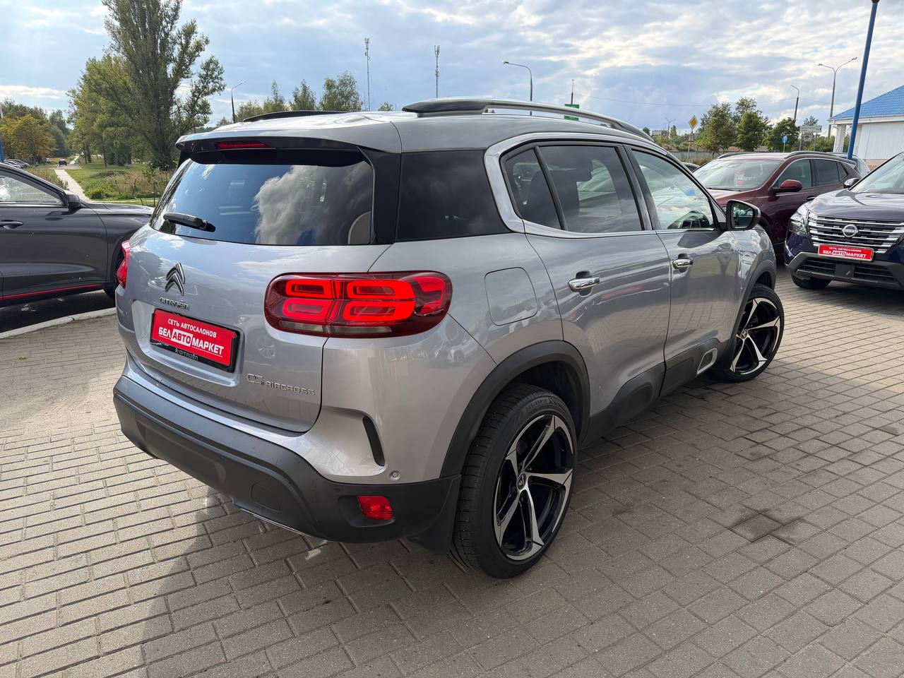 Фото автомобиля 2