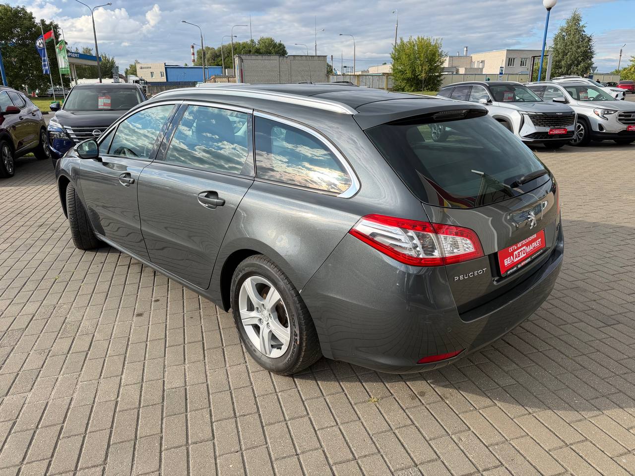 Фото автомобиля 6