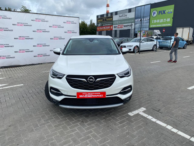 Фото автомобиля 3