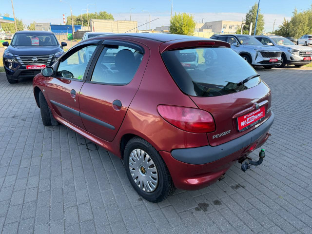 Фото автомобиля 2