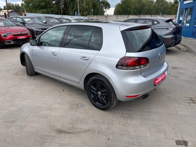 Фото автомобиля 10