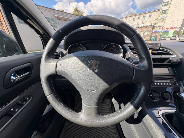 Фото автомобиля 10