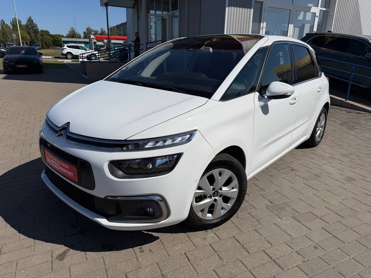 авто с пробегом citroen c4 picasso 2017