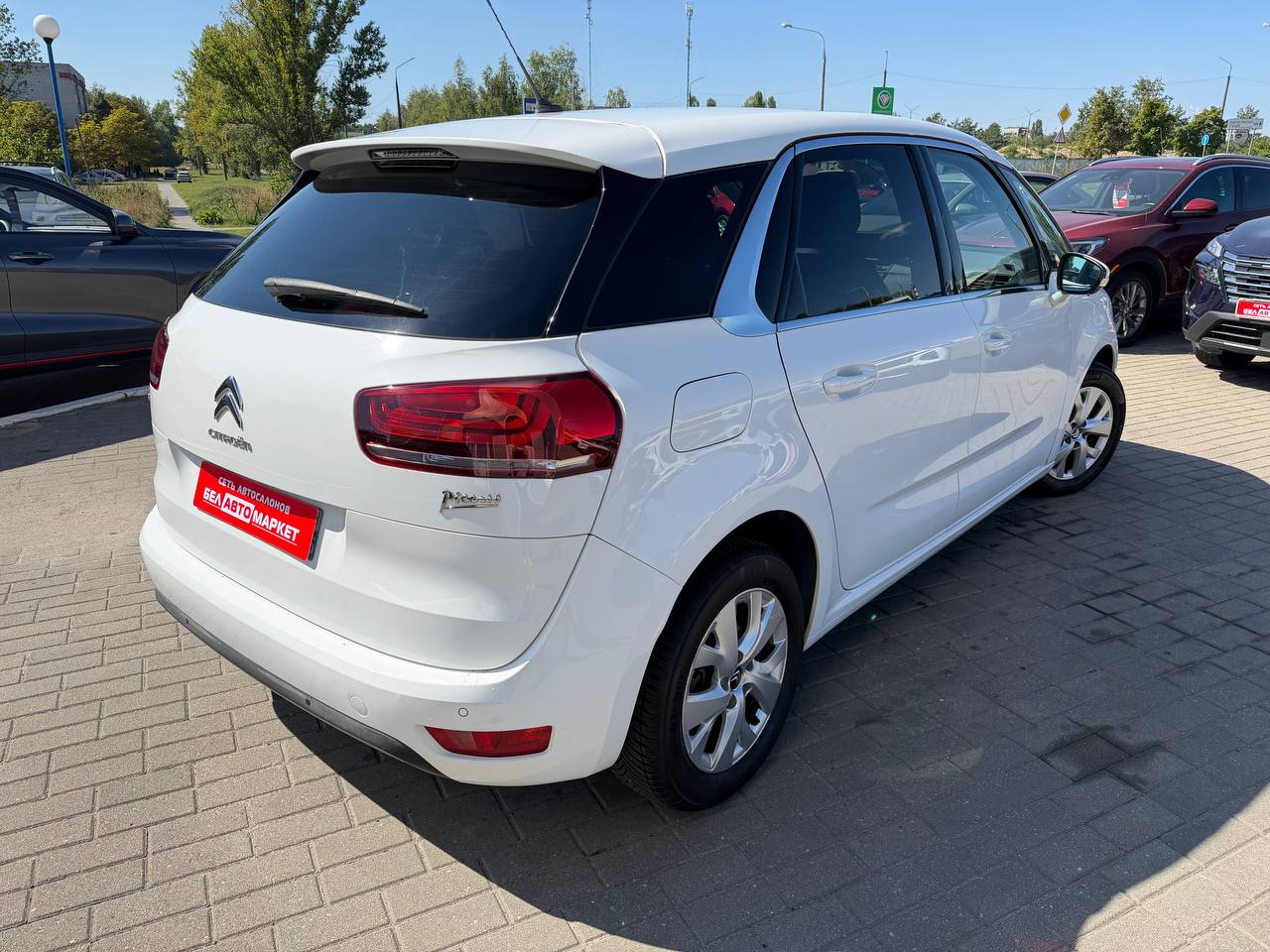 Фото автомобиля 4