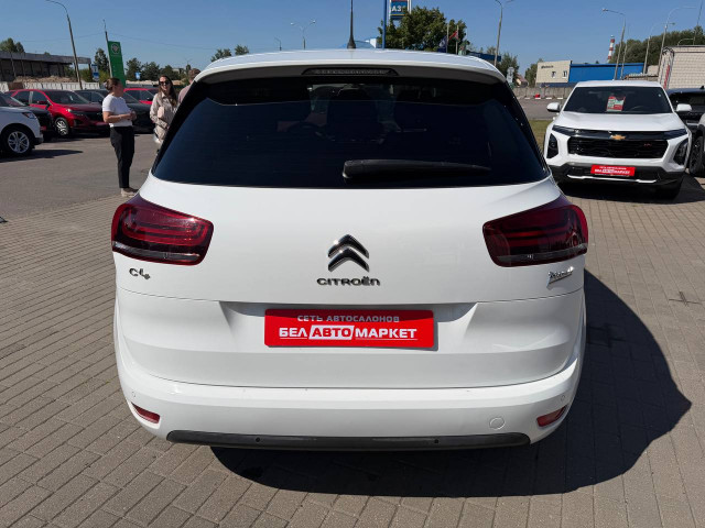 Фото автомобиля 5