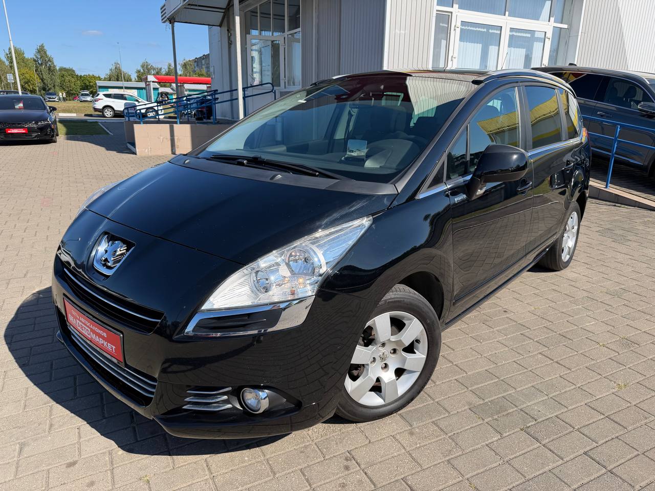 авто с пробегом peugeot 5008 2012