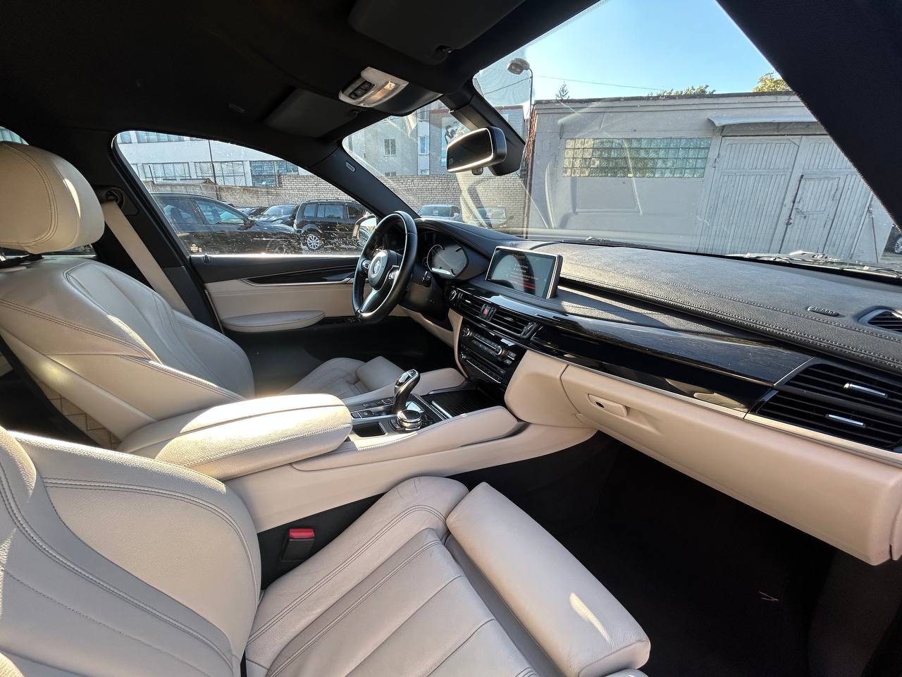 Фото автомобиля 13