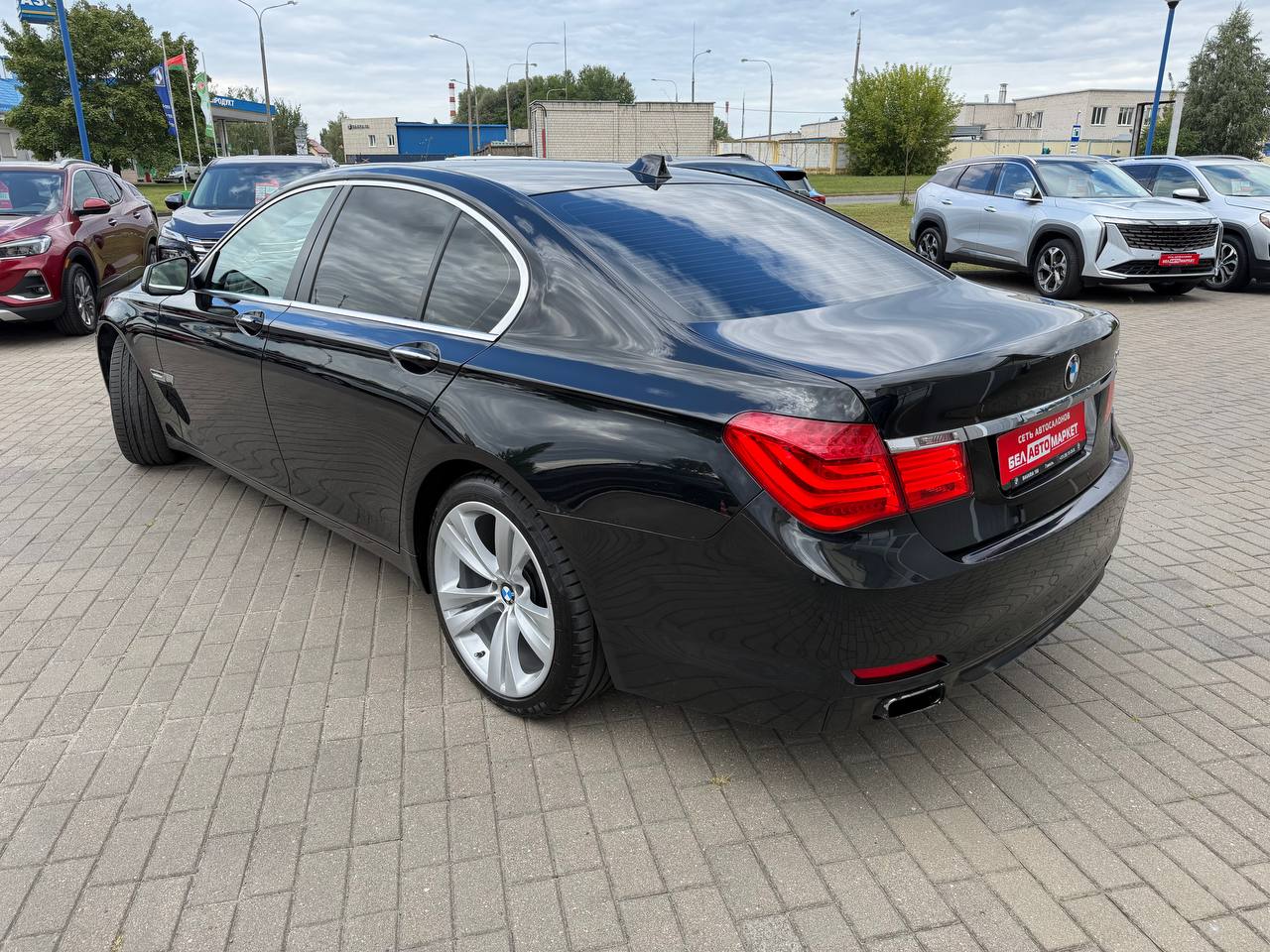 Фото автомобиля 7