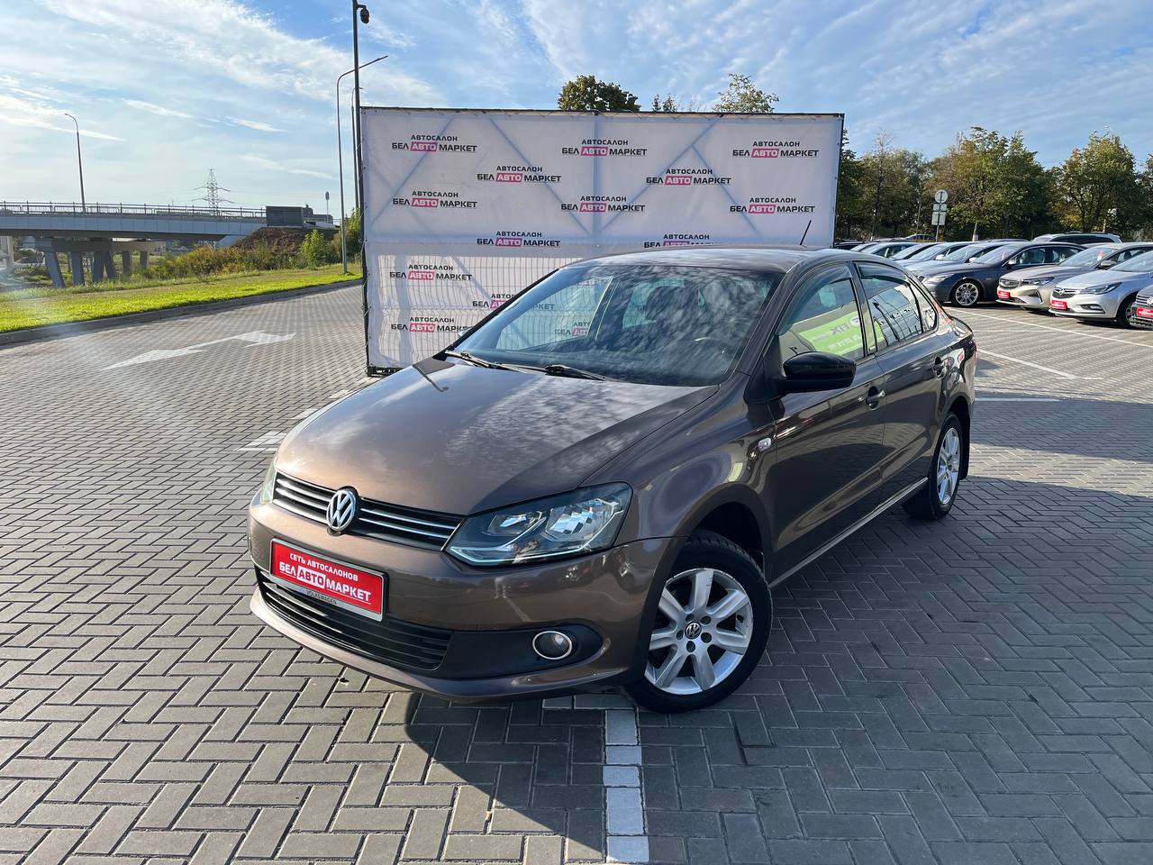 авто с пробегом volkswagen polo sedan 2014