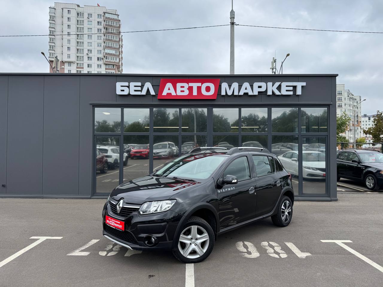 авто с пробегом renault sandero 2016