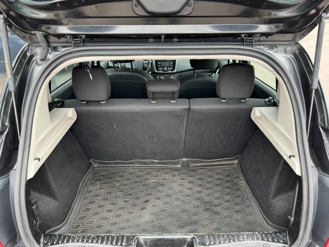 Фото автомобиля 19
