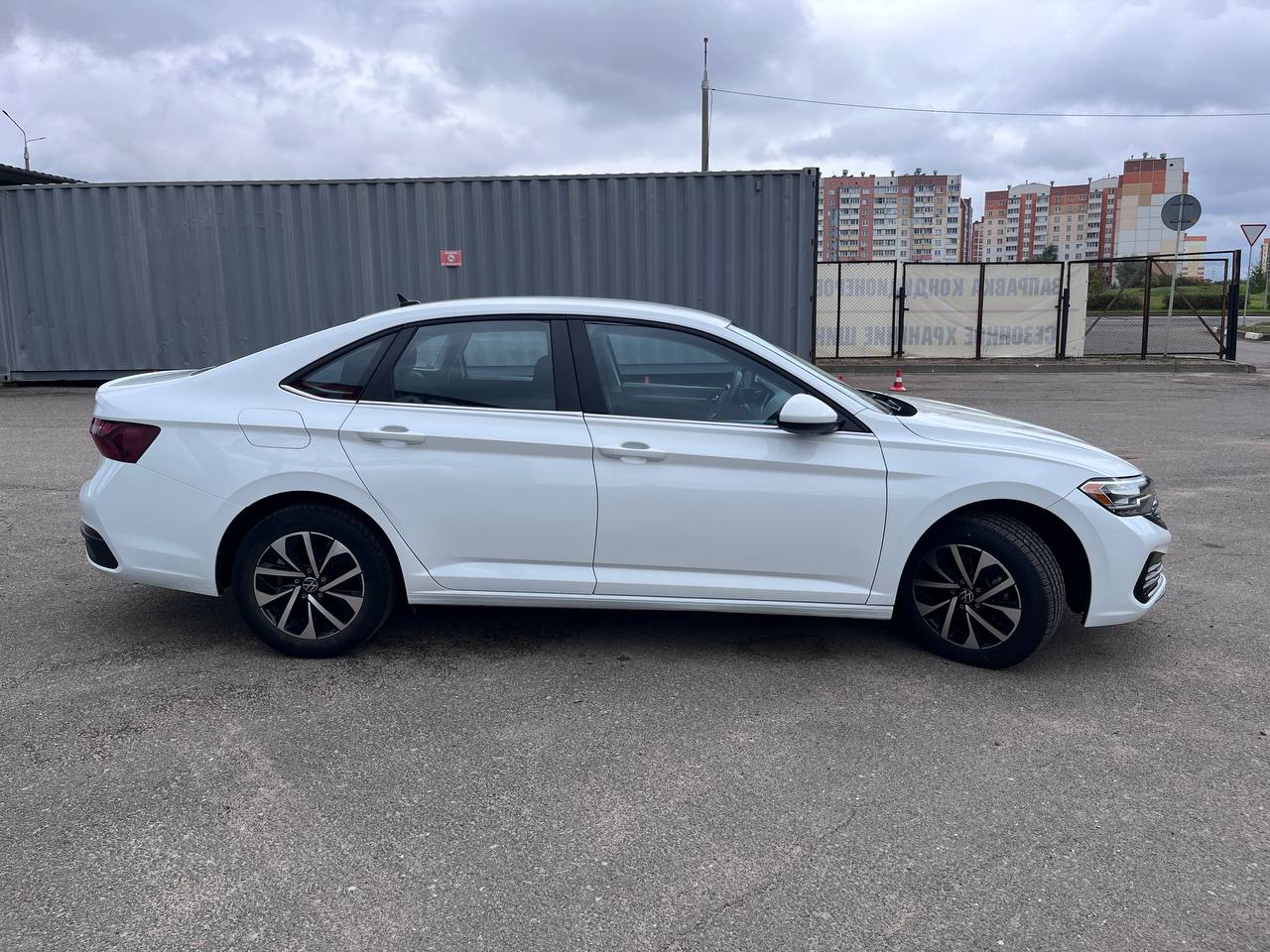 Фото автомобиля 3