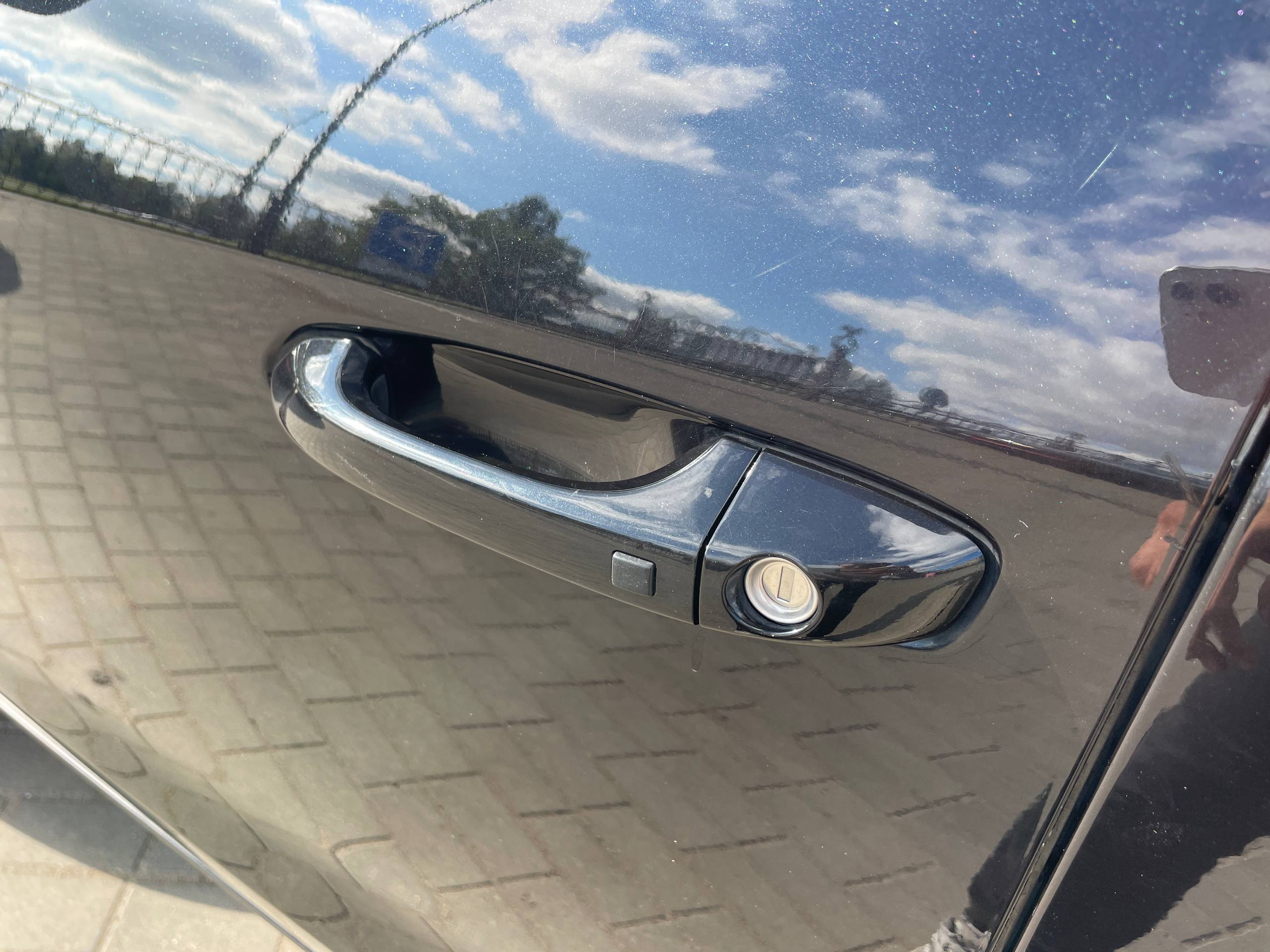 Фото автомобиля 10