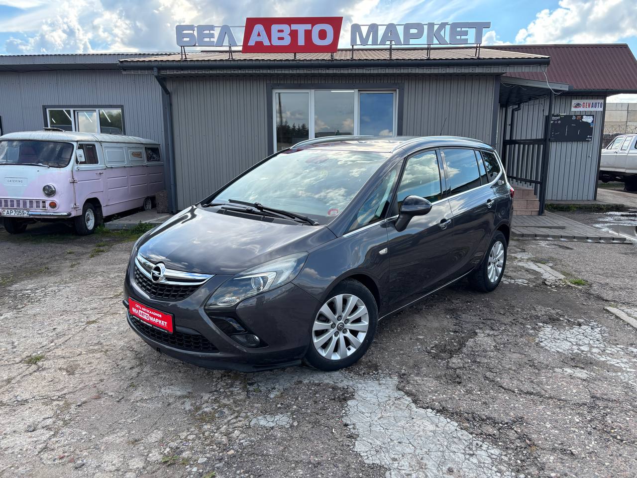 авто с пробегом opel zafira 2012