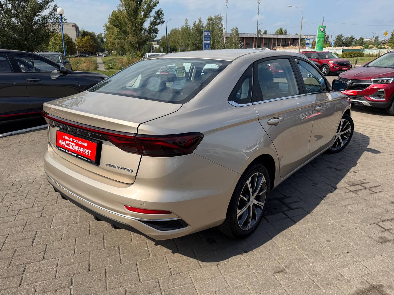 Фото автомобиля 6