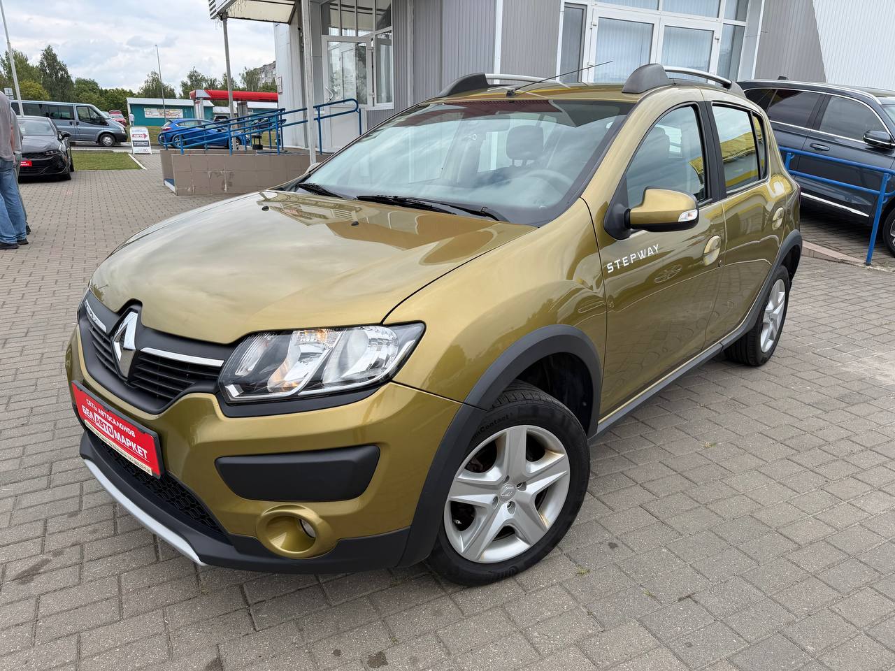 авто с пробегом renault Sandero Stepway 2015