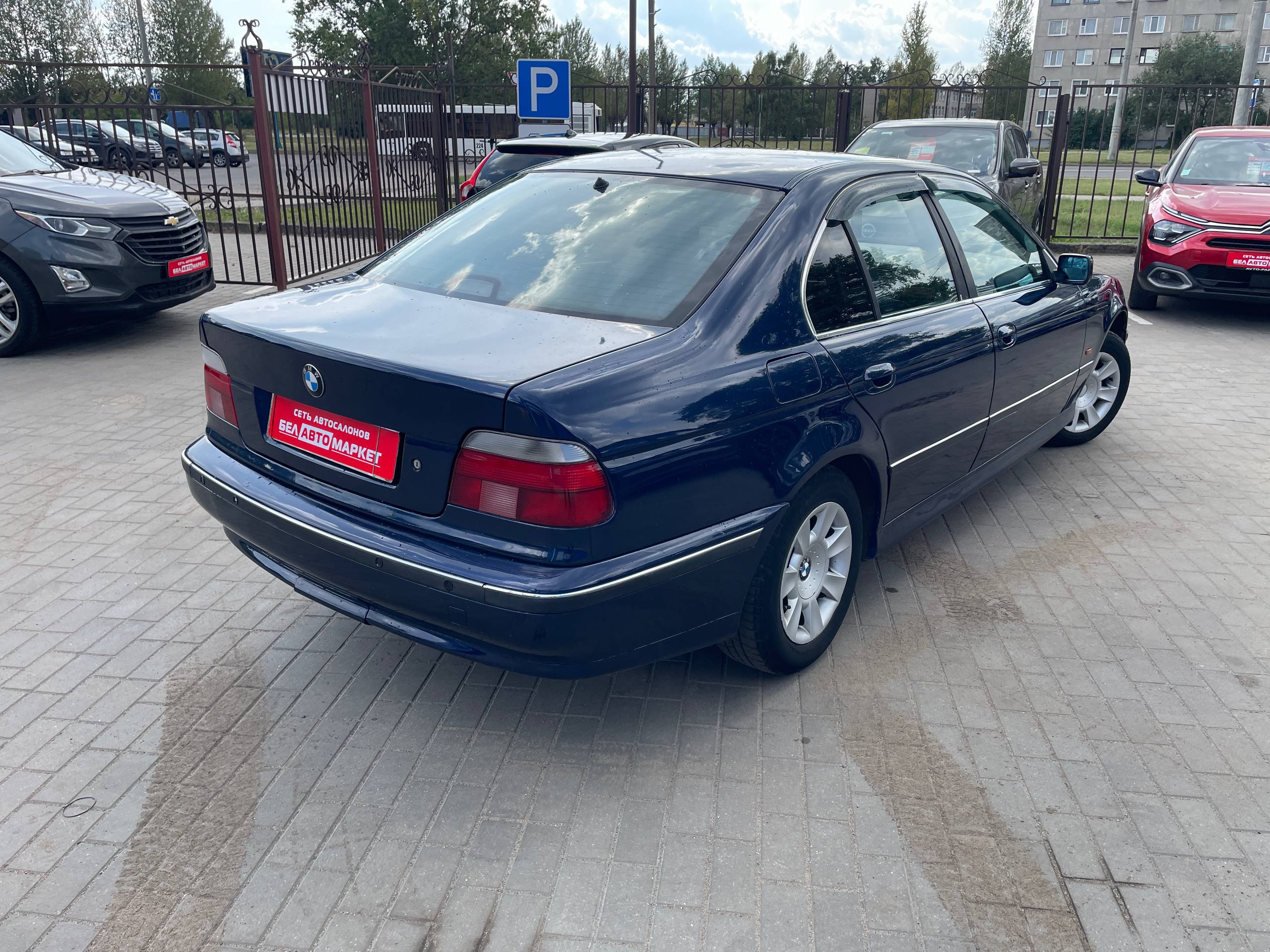 Фото автомобиля 10