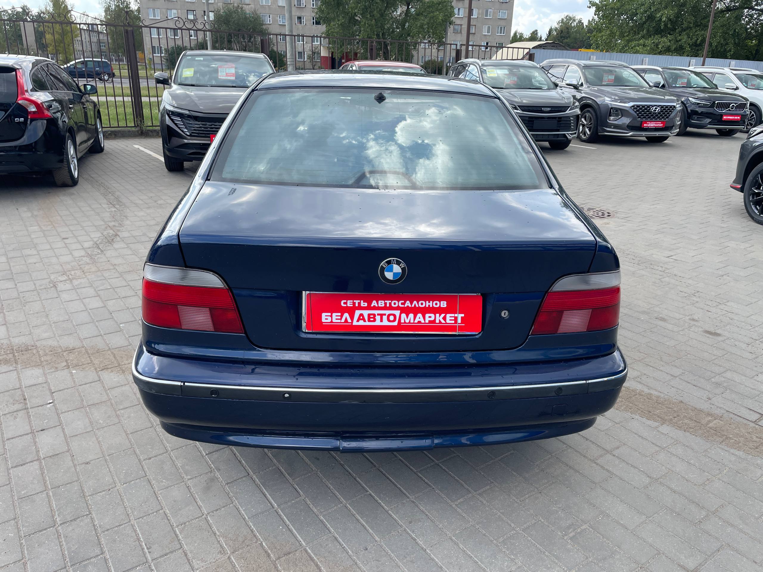 Фото автомобиля 11
