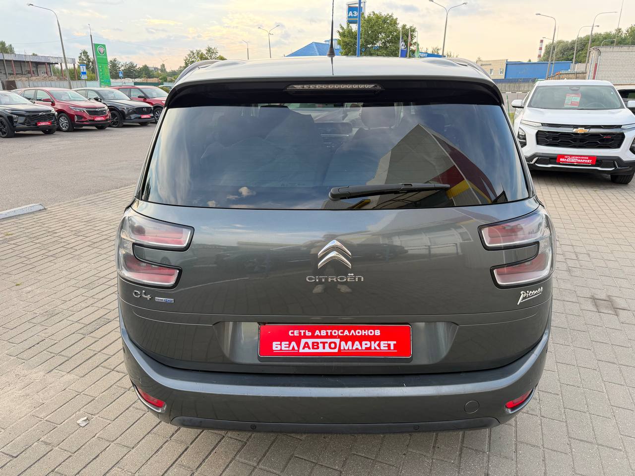 Фото автомобиля 2