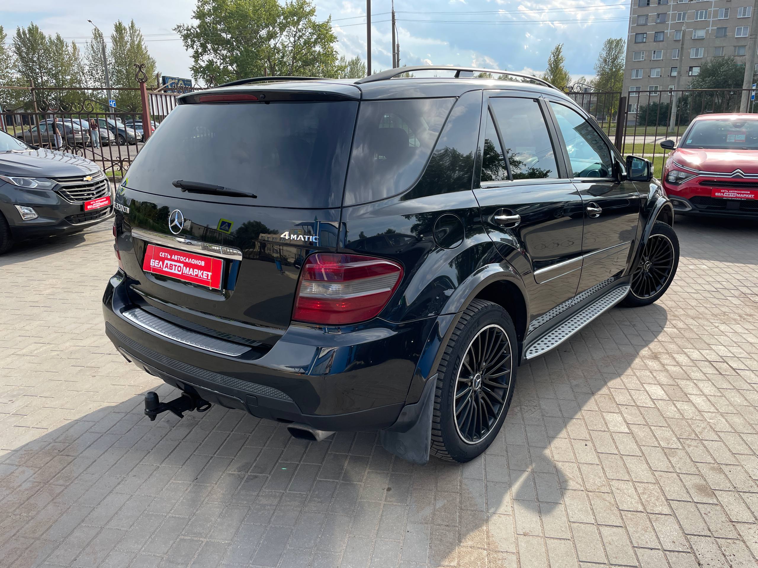 Фото автомобиля 12