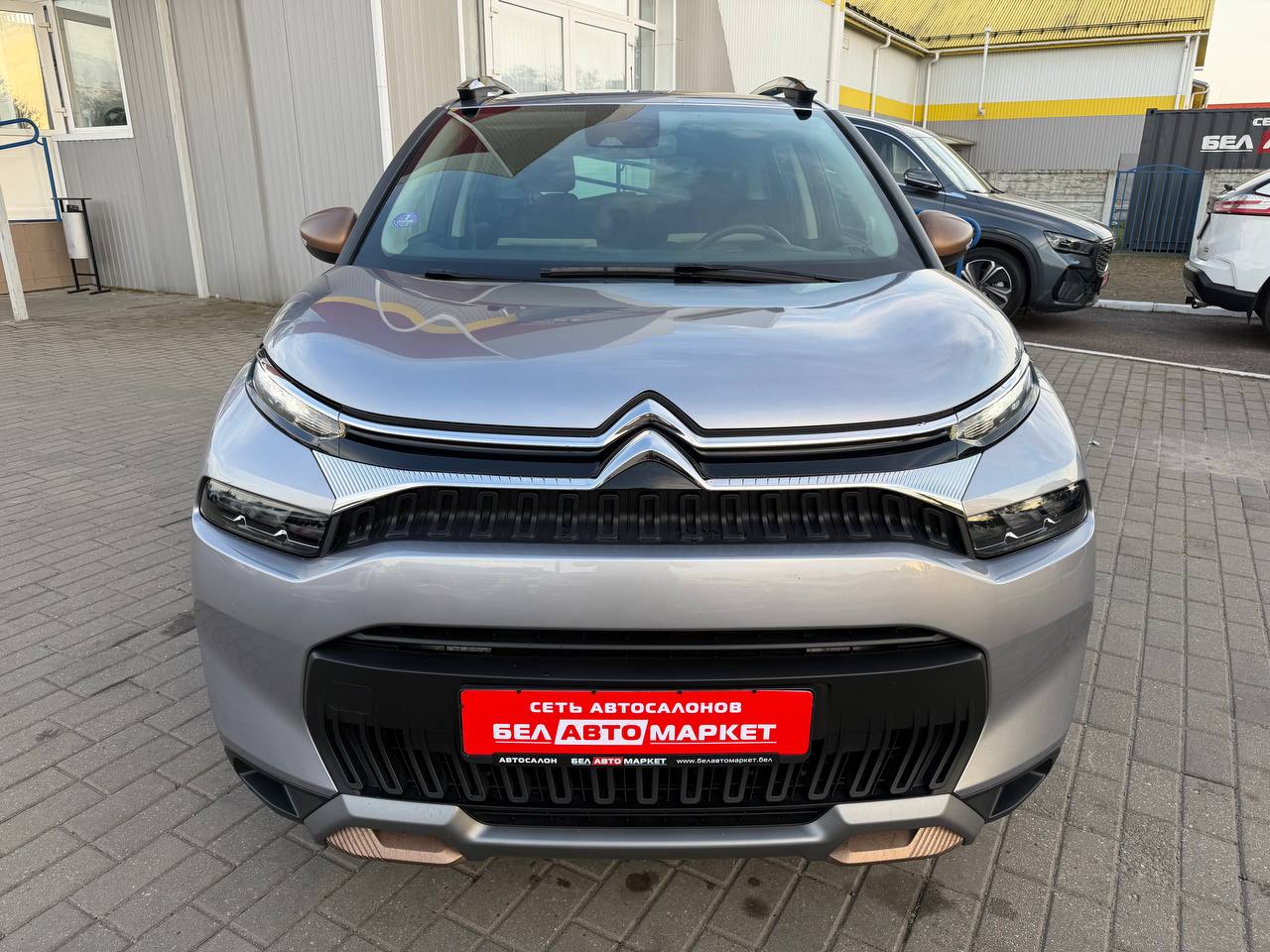 Фото автомобиля 3