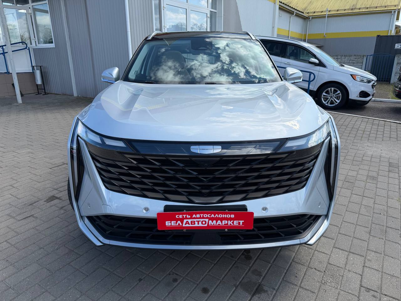 Фото автомобиля 3