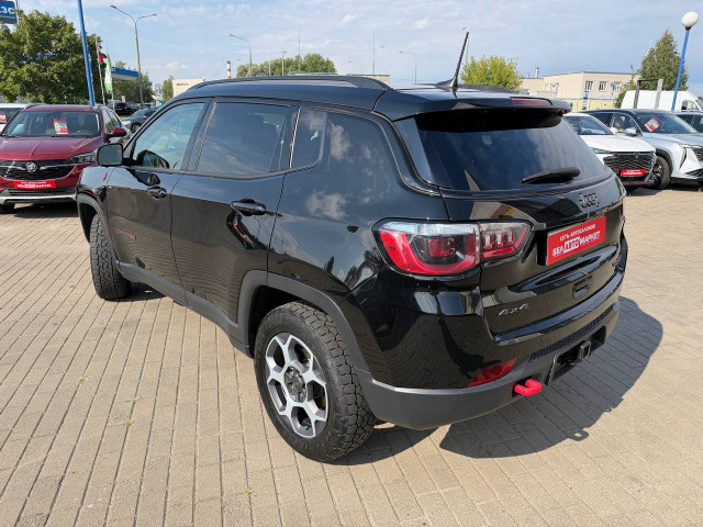 Фото автомобиля 6