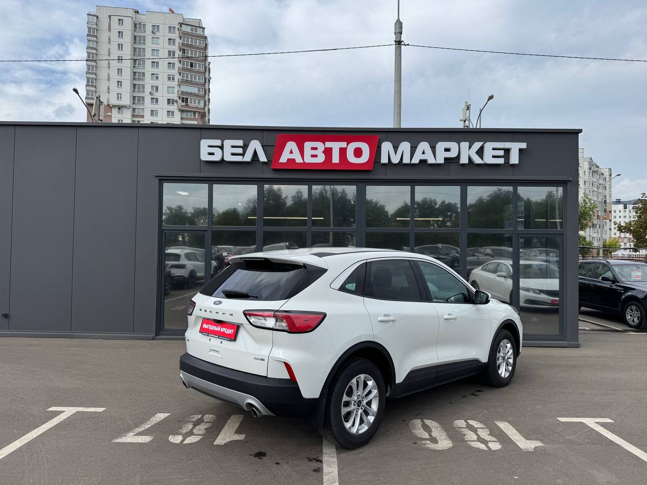 Фото автомобиля 3