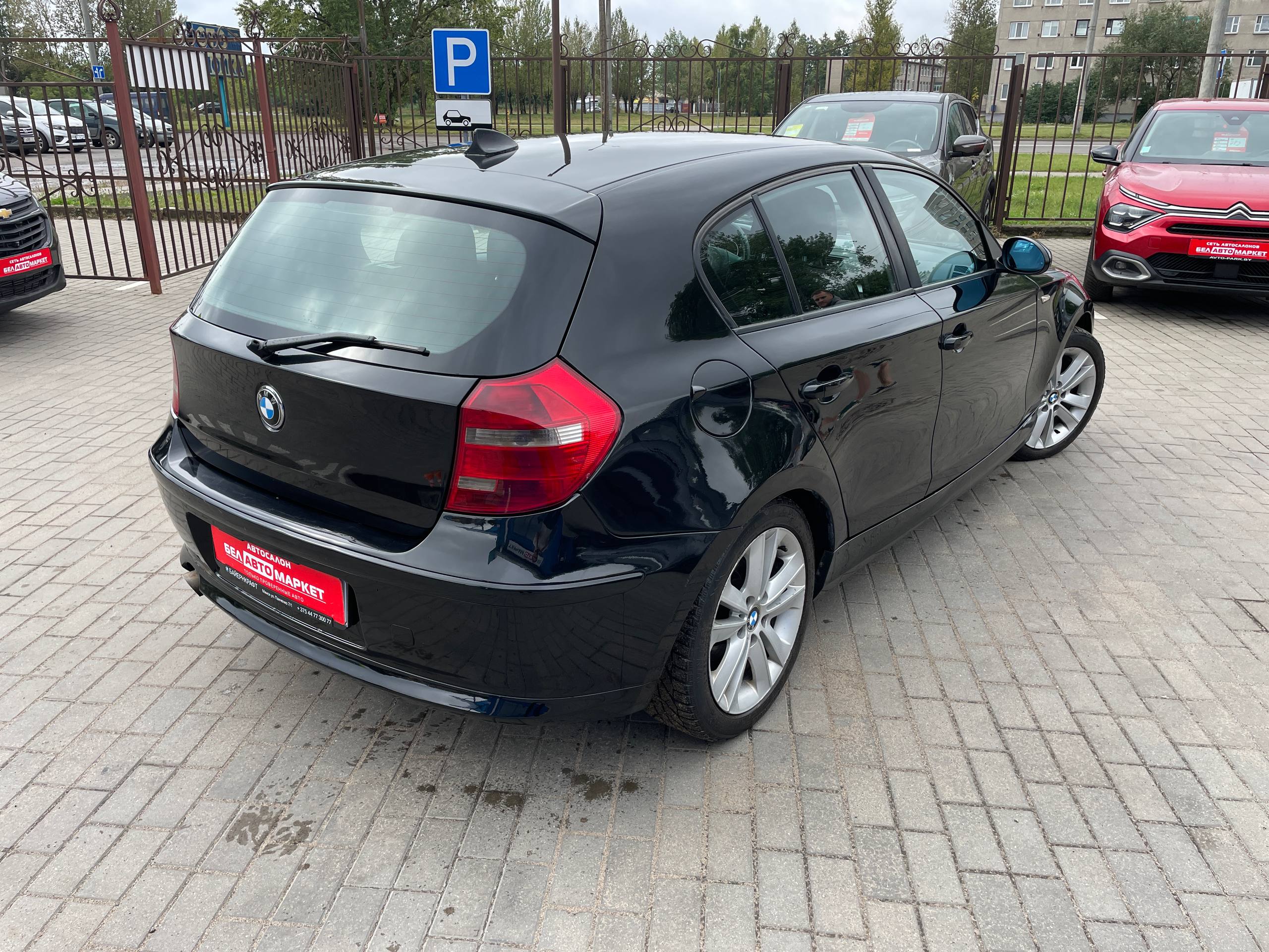 Фото автомобиля 12
