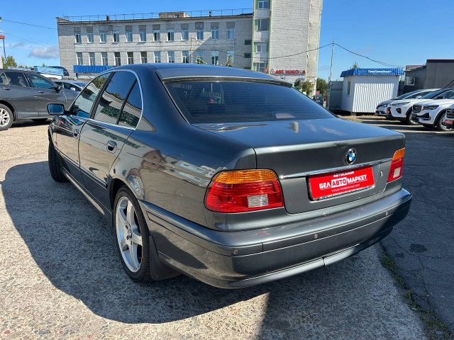 Фото автомобиля 6
