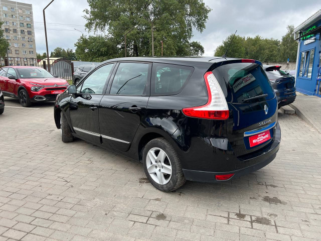 Фото автомобиля 7
