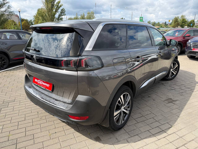 Фото автомобиля 6