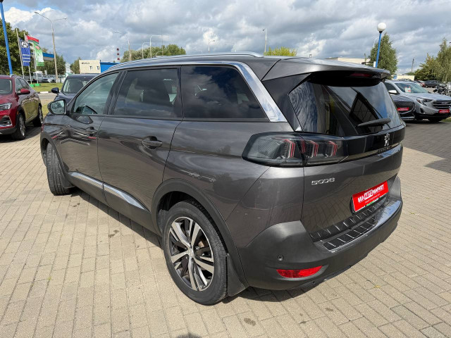 Фото автомобиля 8