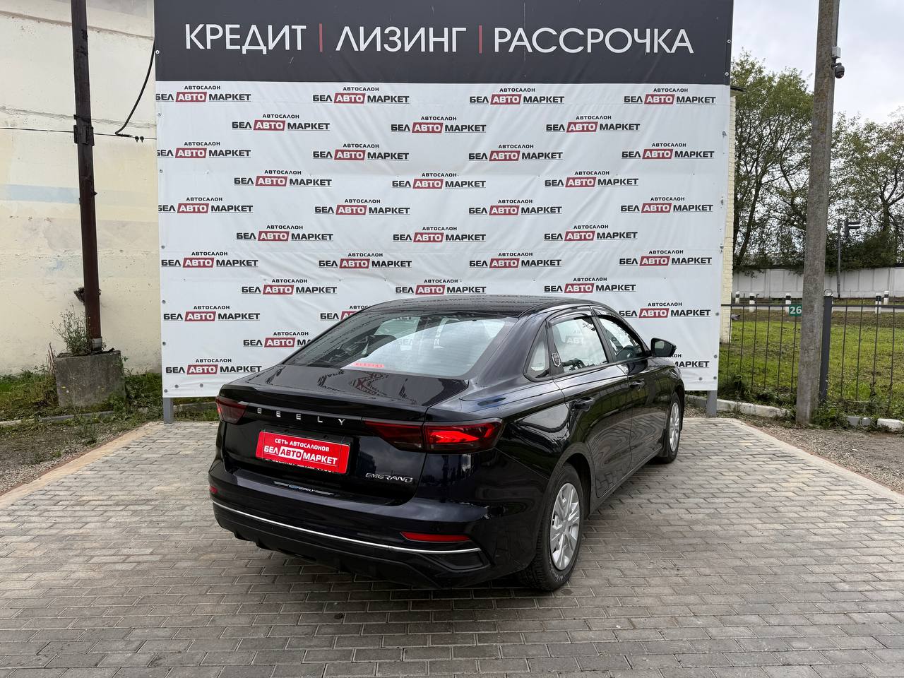 Фото автомобиля 3