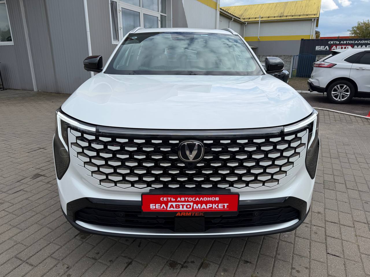 Фото автомобиля 2