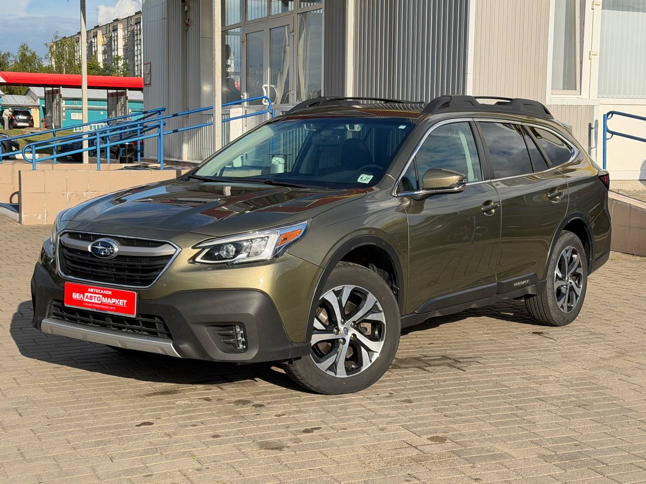 авто с пробегом subaru outback 2022