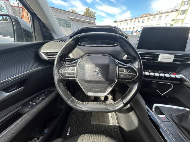Фото автомобиля 11