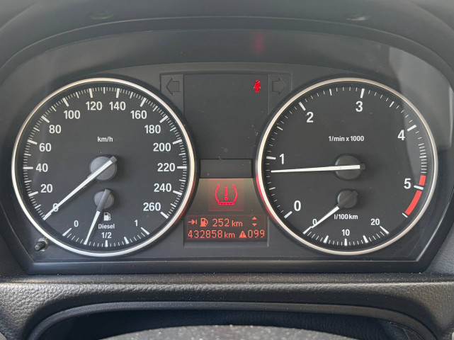 Фото автомобиля 10