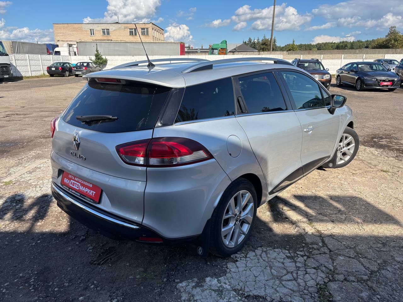 Фото автомобиля 5