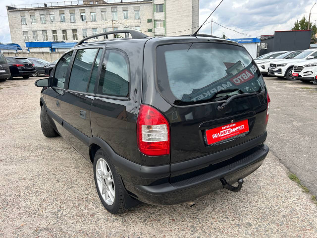 Фото автомобиля 6