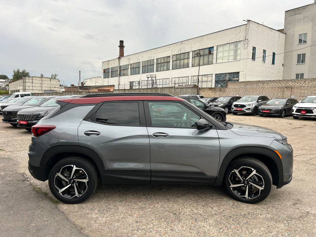 Фото автомобиля 3