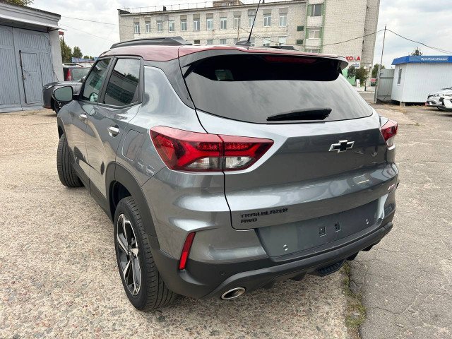 Фото автомобиля 5