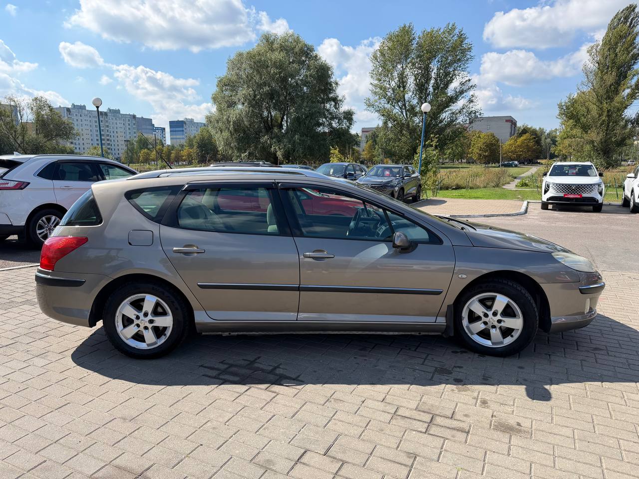 Фото автомобиля 2