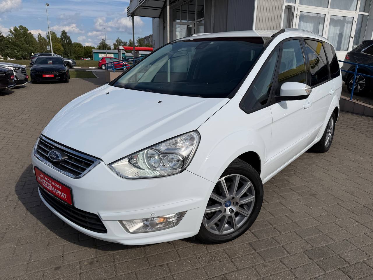 авто с пробегом ford galaxy 2013