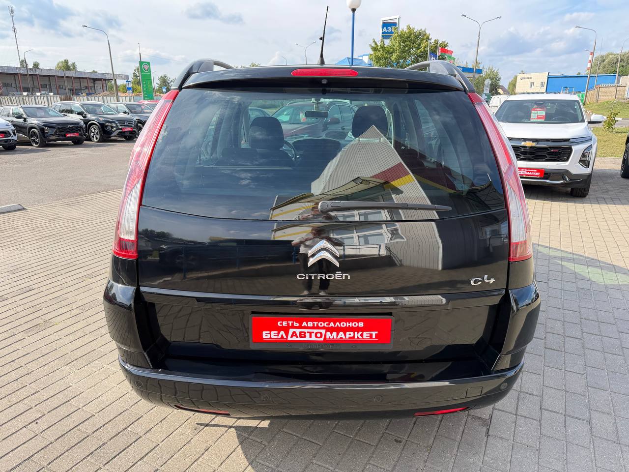 Фото автомобиля 6