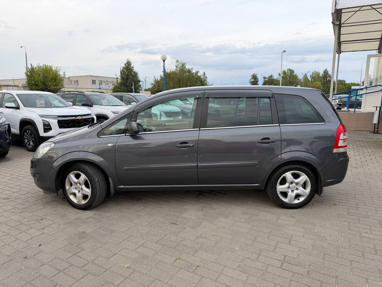 Фото автомобиля 7